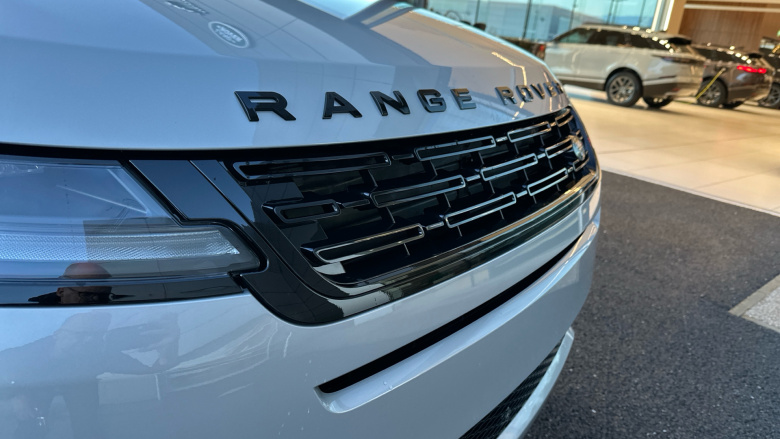 Land Rover Range Rover Evoque 2.0 D200 Dynamic SE 5dr Auto Diesel Hatchback